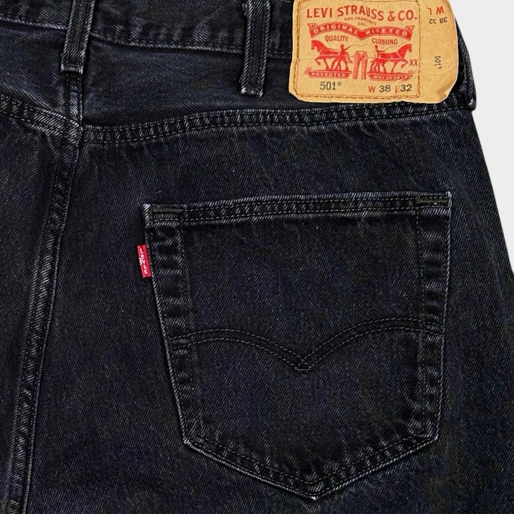 Levis 501 Jeans Men's 36x31 Black Straight Leg Button Fly 100% Cotton Tag 38x32